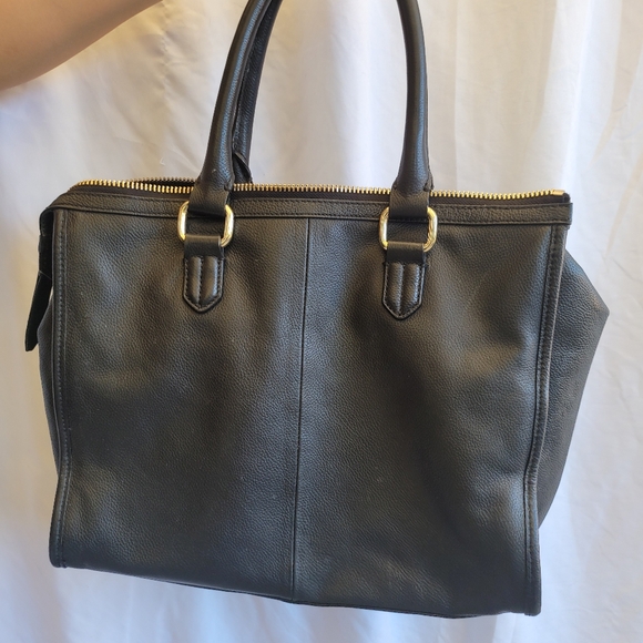 Cole Hann   satchel/crossbody black leather med/lrg - Picture 4 of 4